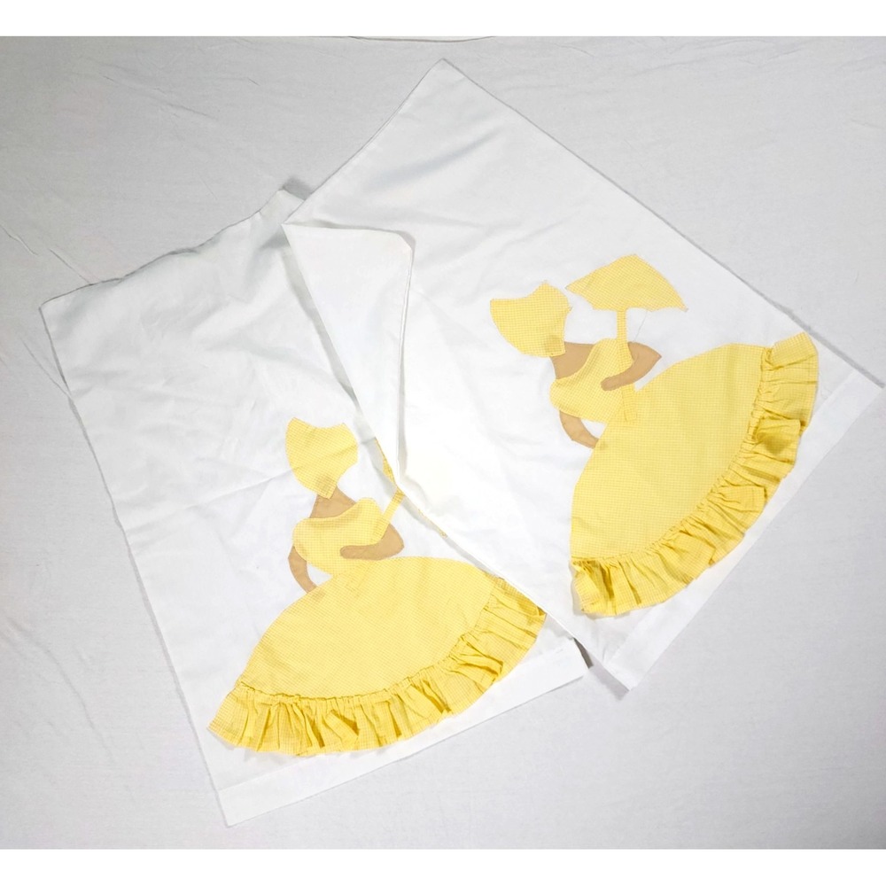 VTG Set of 2  Pillowcases Southern Belle‎ Woman In Dress